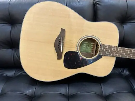 Yamaha - FG800M Acoustic Guitar 2